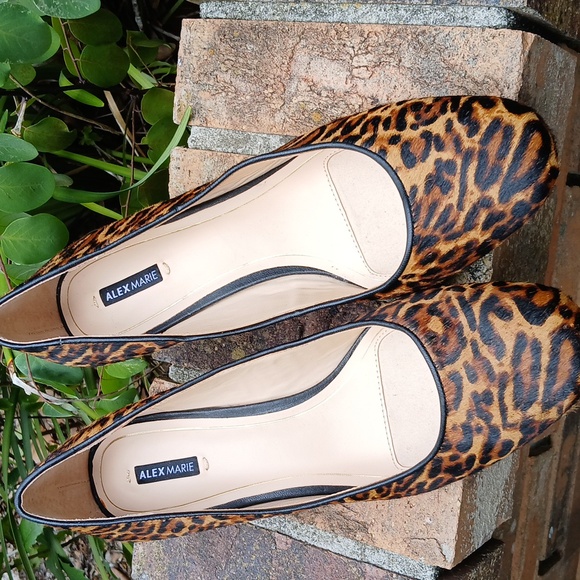 Alex Marie chunk heel pump - Picture 1 of 4